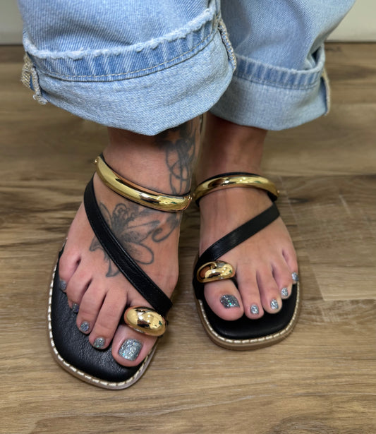 Cari Brooks Sandals in Black