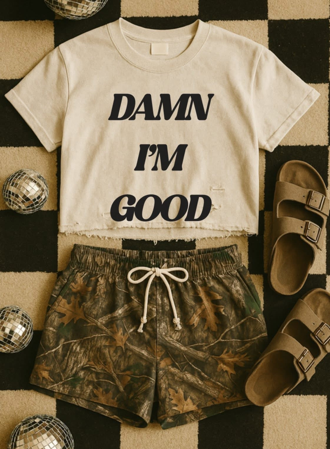 I’m Good Graphic Tee