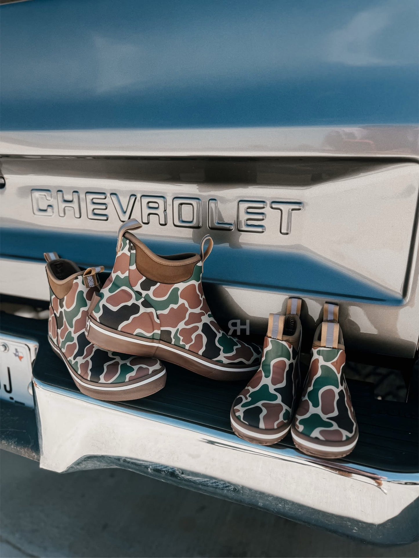 Adult Camo Deck Boots