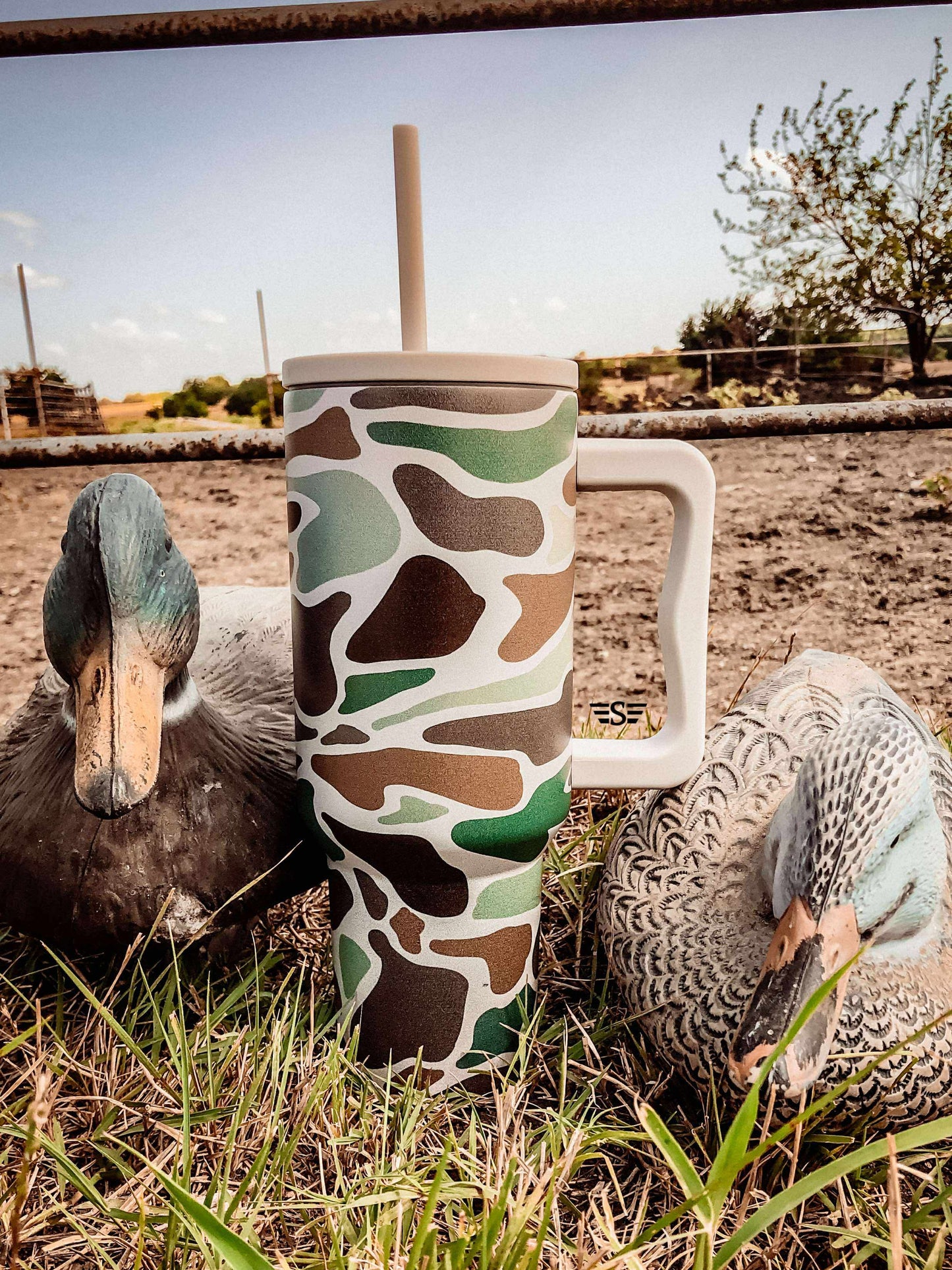 Duck Camo 40 oz Tumbler