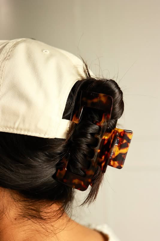 Indie Hat Clip