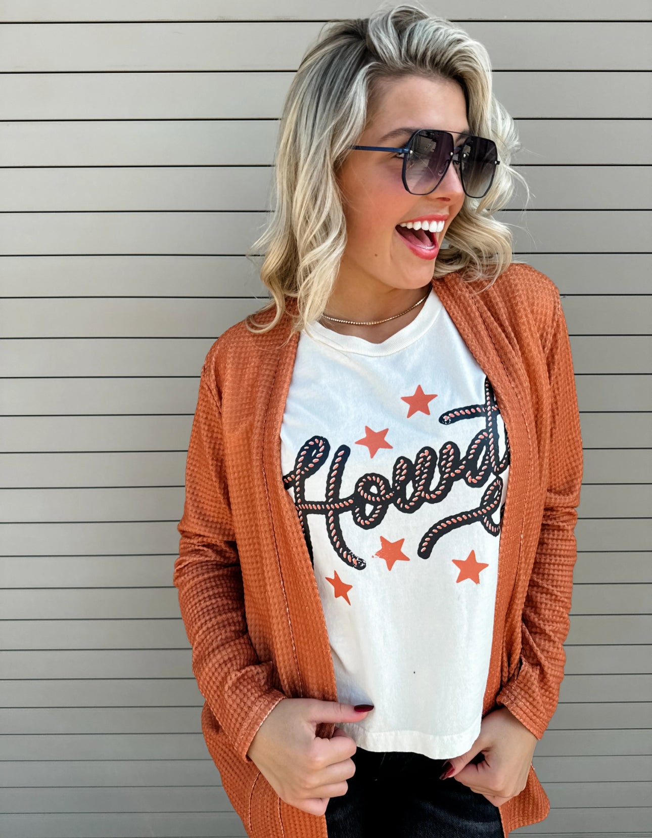 Howdy Graphic Tee